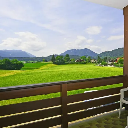 Mit Sonnigem Balkon In Ruhelage Villach