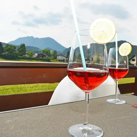 Appartement Mit Sonnigem Balkon In Ruhelage *