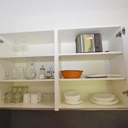 Mit Sonnigem Balkon In Ruhelage