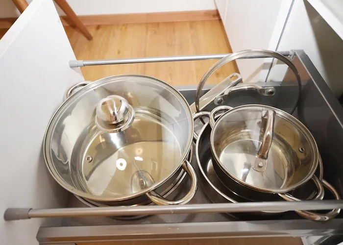 Mit Sonnigem Balkon In Ruhelage דירה *